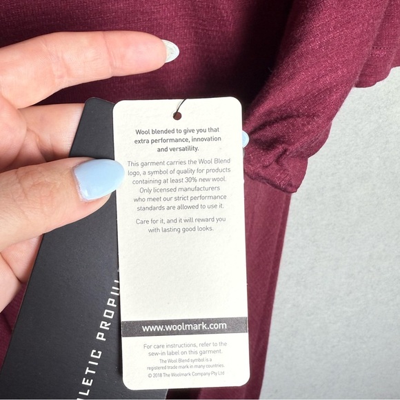 Athletic Propulsion Labs APL The Perfect Wool Blended Tee in Burgundy Size XL - Picture 6 of 12